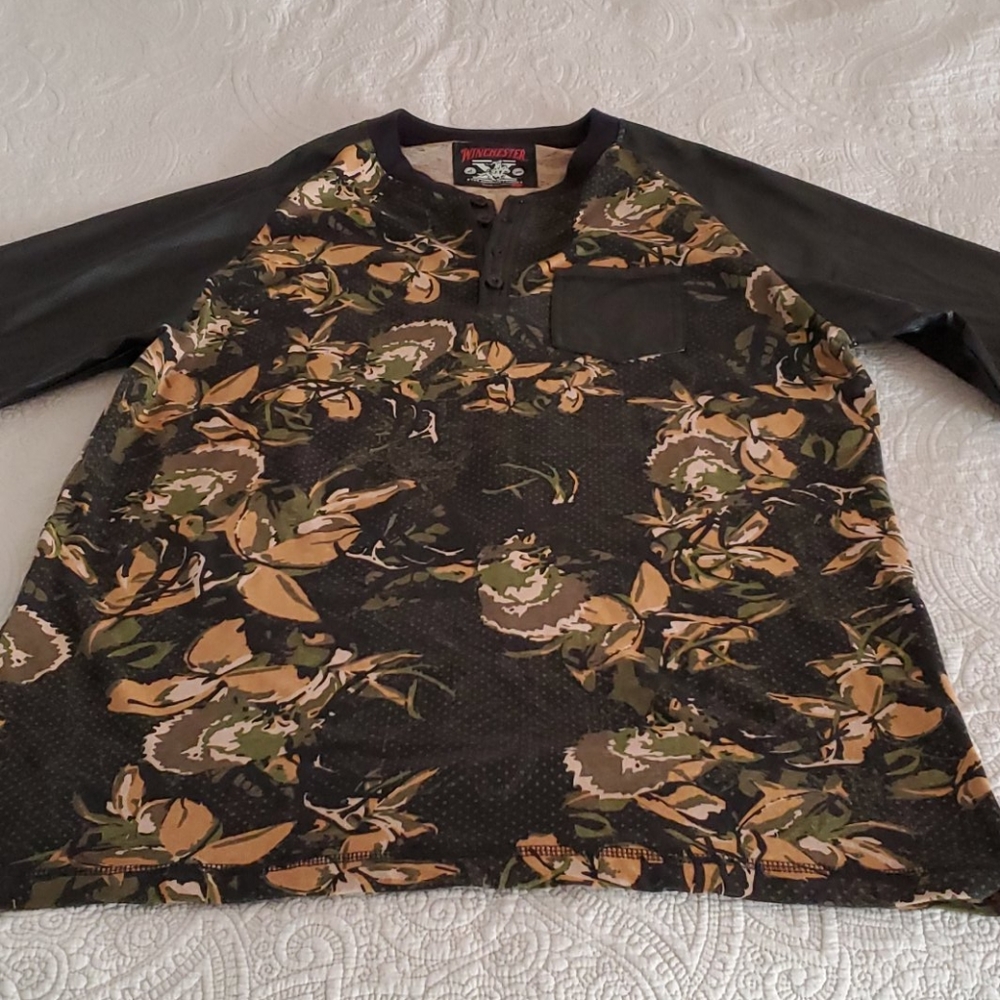 winchester men top